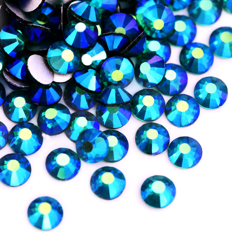 Blue Zircon ab Gross